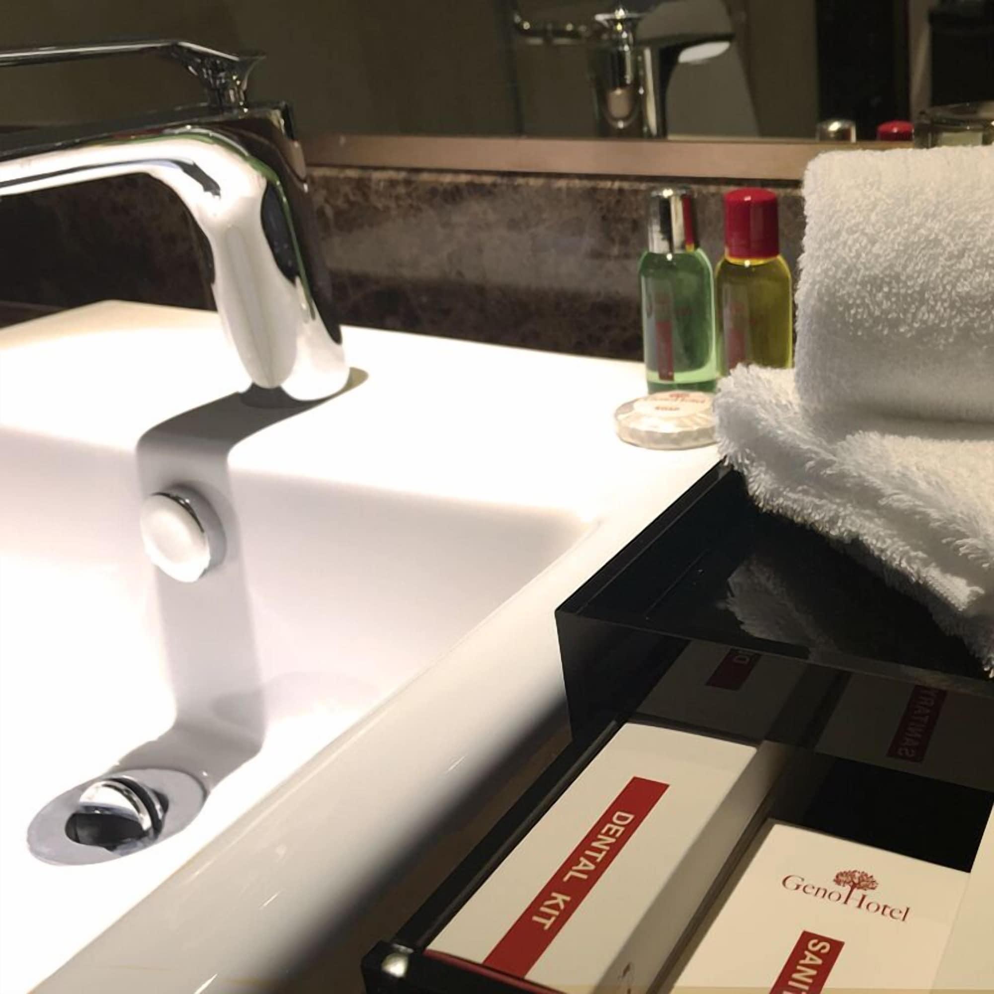 Geno Hotel שאה אלאם מראה חיצוני תמונה