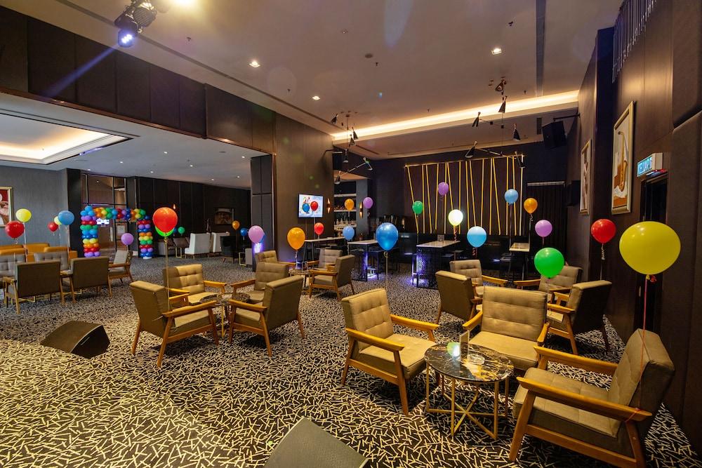 Geno Hotel שאה אלאם מראה חיצוני תמונה