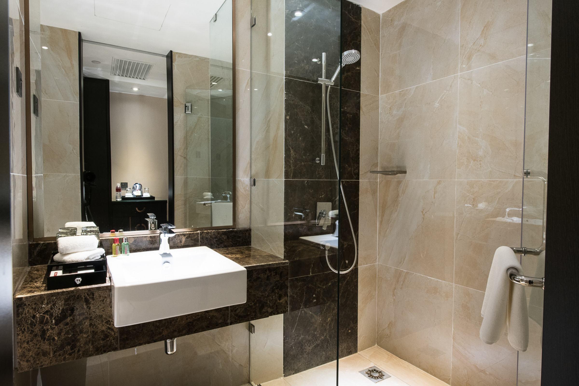 Geno Hotel שאה אלאם מראה חיצוני תמונה