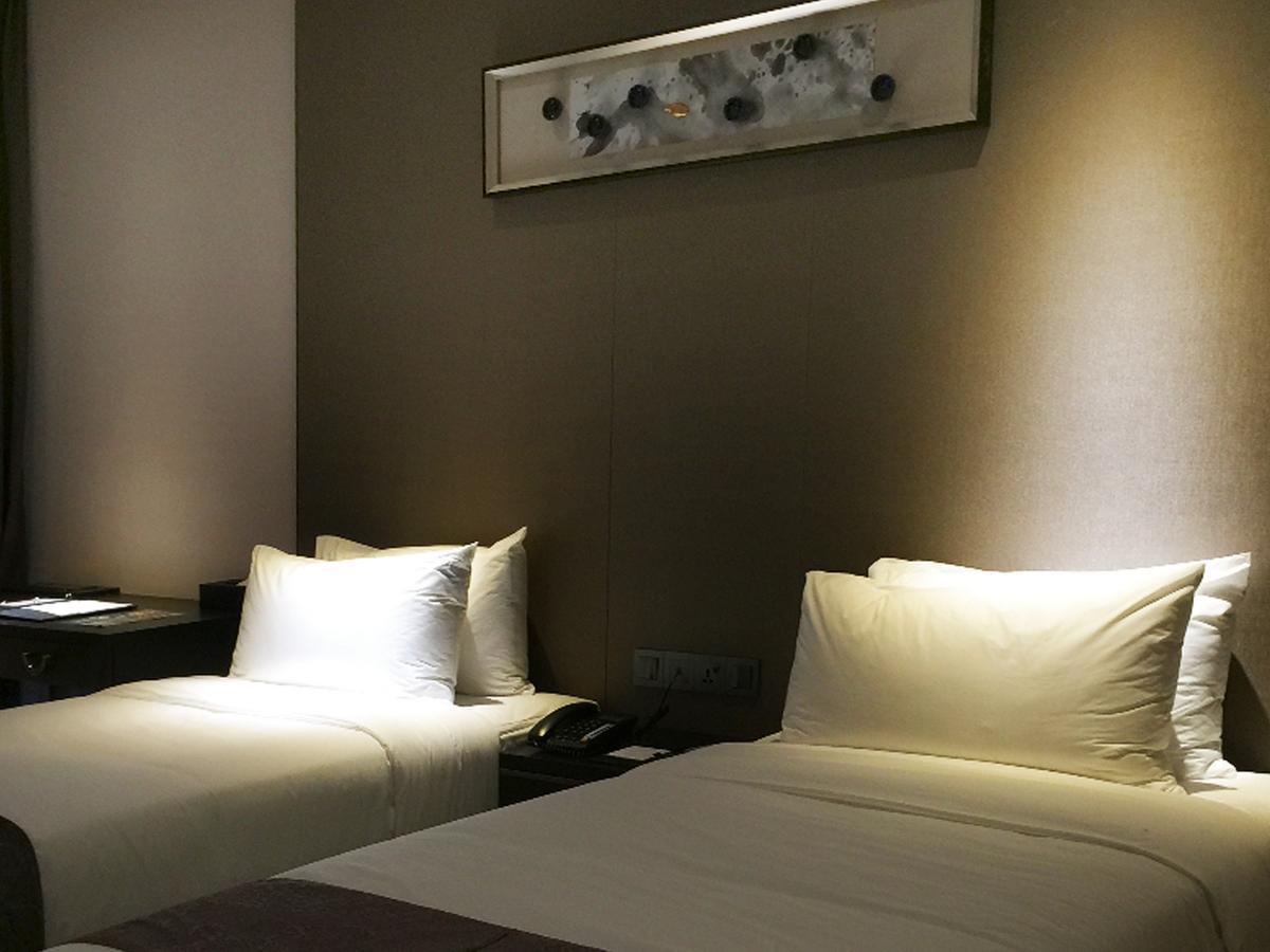 Geno Hotel שאה אלאם מראה חיצוני תמונה